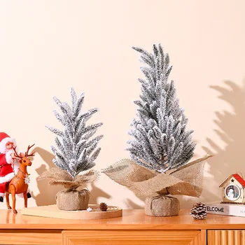 Vánoční Internetové celebrity malé emulace Vánoční strom balíček ins domácí dekorace 2024 mini desktop ozdoby